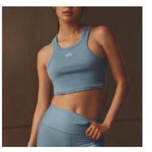 ALO Yoga Women's Light Blue Crop Tank